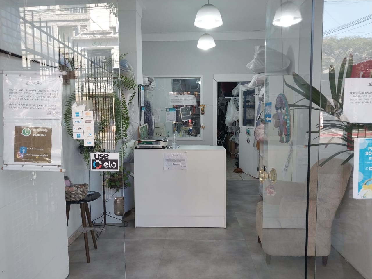 Interior da lavanderia